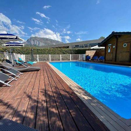 Hotel Le Neron - Logis Fontanil-Cornillon Luaran gambar